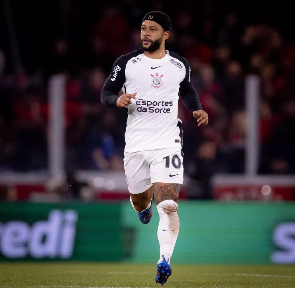 Gui Negão brilha de novo, Corinthians vence e sai na frente do Athletico-PR por vaga na semifinal da Copa do Brasil