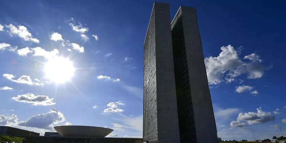 Para ano eleitoral, governo prevê R$ 40,8 bi para emendas parlamentares