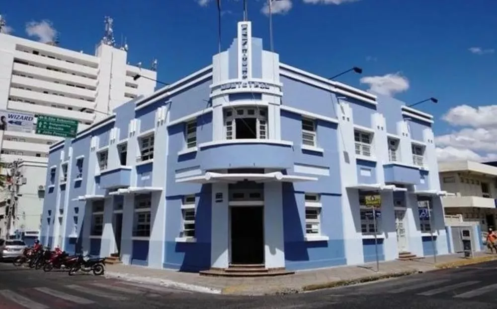 Prefeitura de Patos tem 90 dias para regulamentar lei que autoriza contratação de cuidadores na Secretaria de Educação, determina TCE-PB