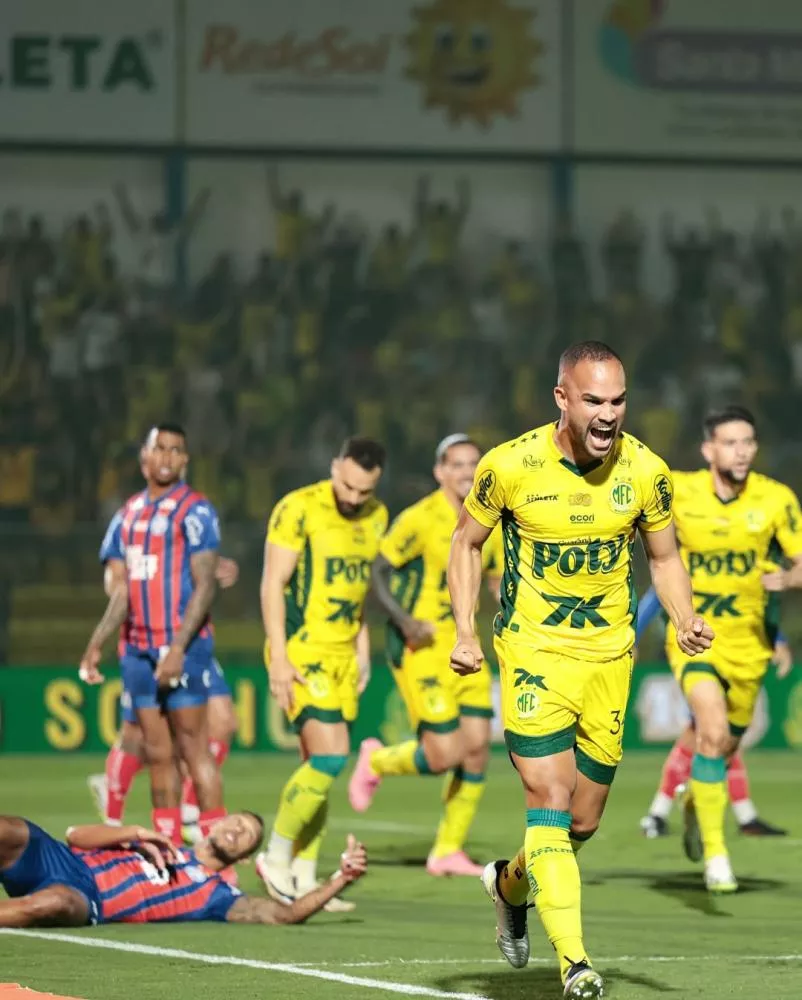 Mirassol goleia o Bahia por 5 a 1 e se aproxima do G-4 do Brasileirão