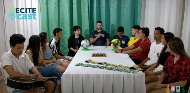 Professor de Educação Física da ECITE Seráfico Nóbrega em São Mamede realiza PodCast com alunos para debater experiências esportivas, confira o vídeo