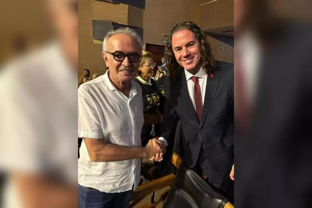 Veneziano formaliza convite para que Cícero Lucena ingresse no MDB e dispute o governo da Paraíba em 2026