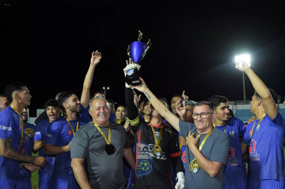 Bola no Pé F.C. conquista título da final do Campeonato Amador de Futebol de Patos 2025