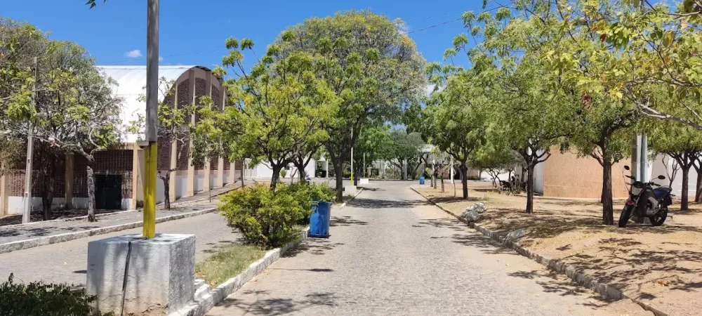 Professores de universidades e institutos de Patos e cidades da Paraíba paralisam atividades em protesto contra a Reforma Administrativa