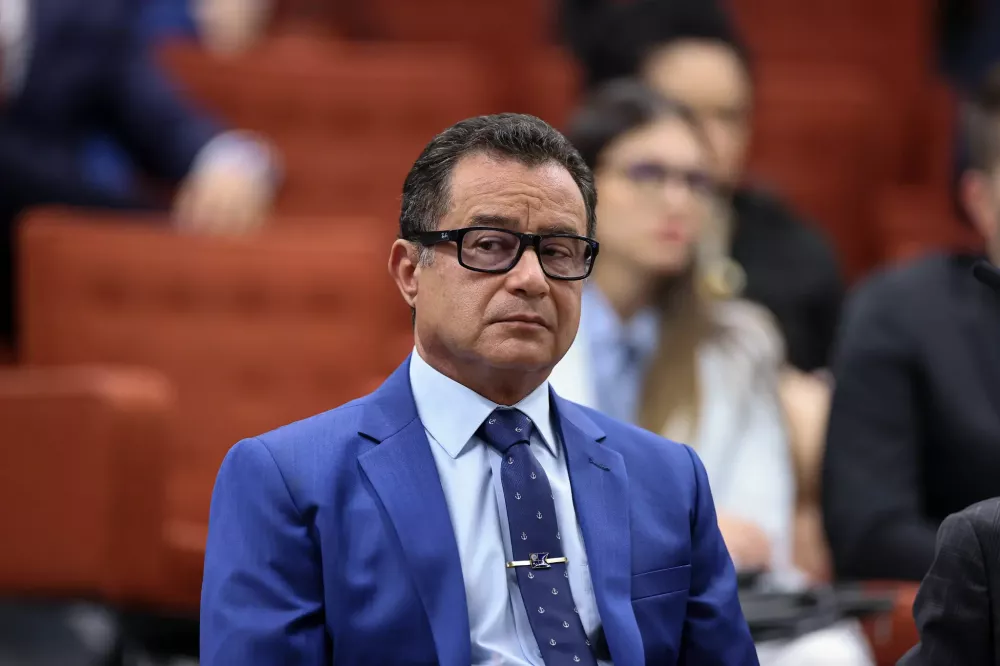 Ex-comandante da Marinha, Garnier é condenado a 24 anos de prisão pelo STF