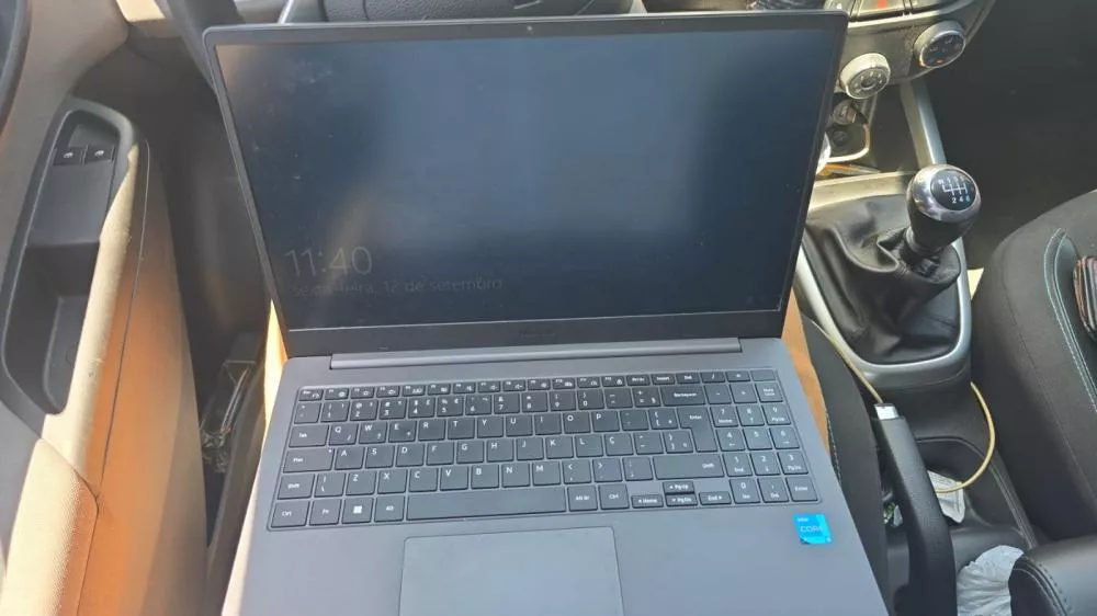 Homem é preso após furtar notebook e tentar fugir da PM em Patos