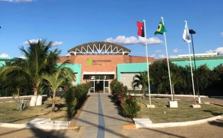 Concurso IFPB 2025 tem formato definido com provas distintas para técnico-administrativo e professor; veja como será cada etapa