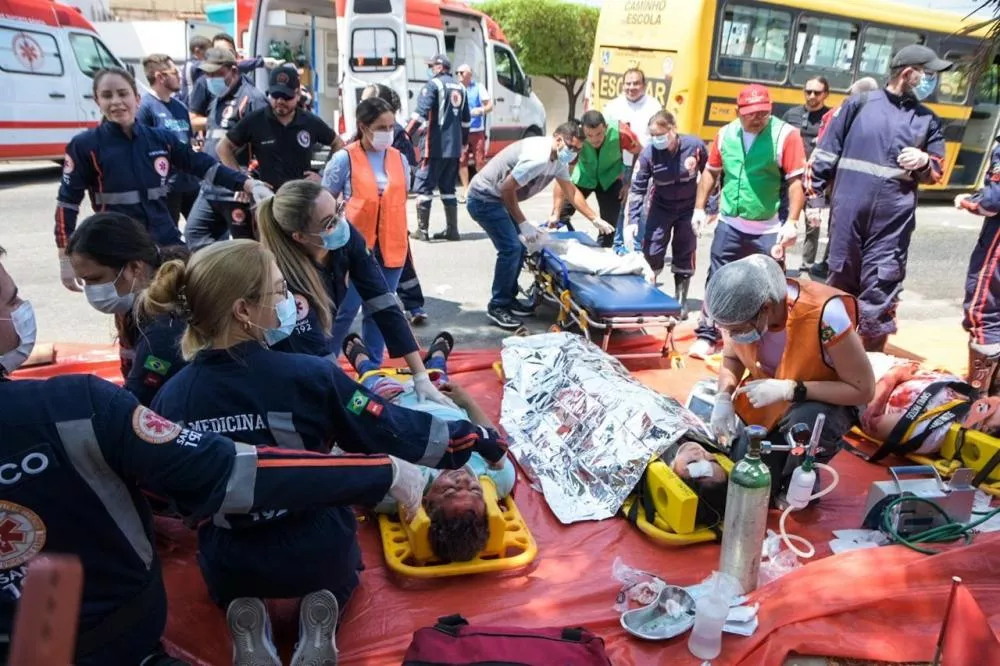 Aniversário de 19 anos do SAMU em Patos é celebrado com encenação realística de atendimento