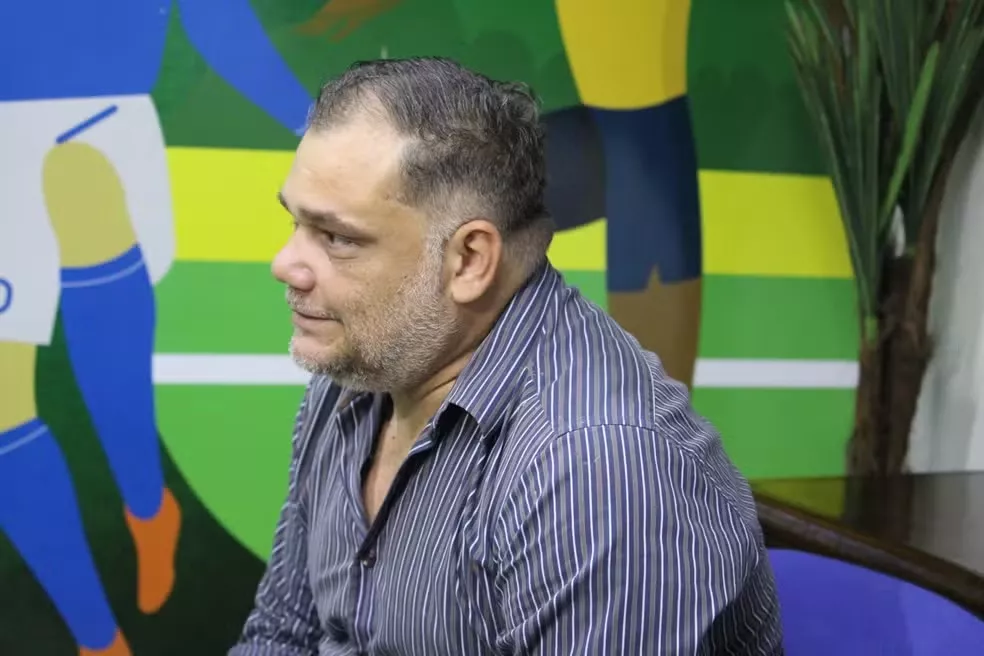 Sousa acerta com zagueiro e encaminha contratação de Miguel Júnior como executivo de futebol