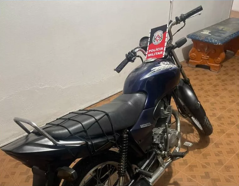 Polícia apreende adolescente com moto roubada em Santa Luzia