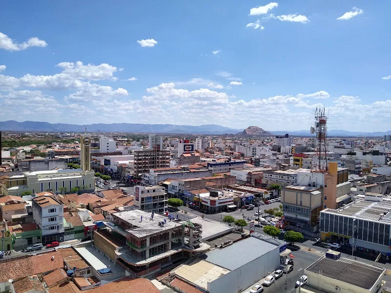 Patos aparece entre as melhores cidades do Nordeste e do Brasil nos indicadores de capital humano em 2025