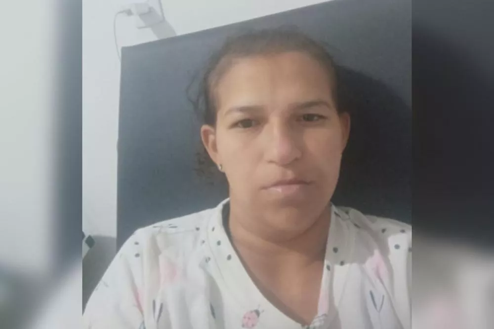 Jovem mãe com tumor no útero, residente em Cacimbas, faz apelo por ajuda para realizar exames; veja como contribuir