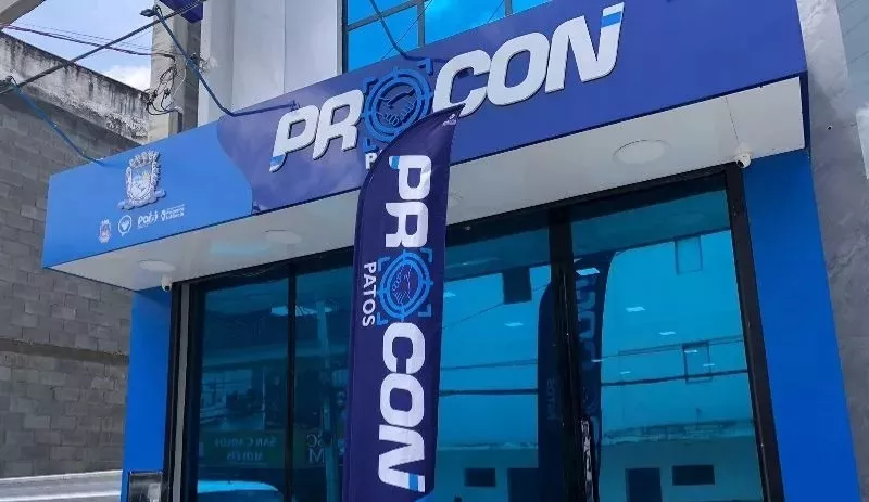 Procon/Patos oficializa autoescolas sobre direito do atendimento às pessoas com deficiência auditiva