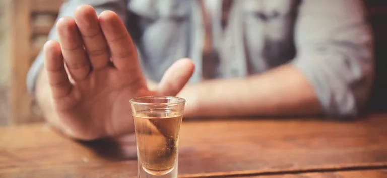 Paraíba registra primeiro caso suspeito de intoxicação por metanol; paciente será transferido para Campina Grande