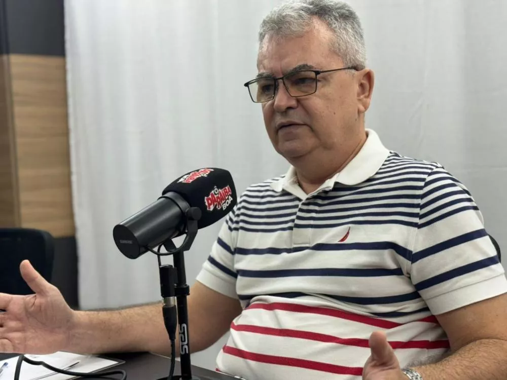 Cientista político patoense avalia tendência de polarização entre Lucas Ribeiro e Cícero Lucena nas eleições de 2026