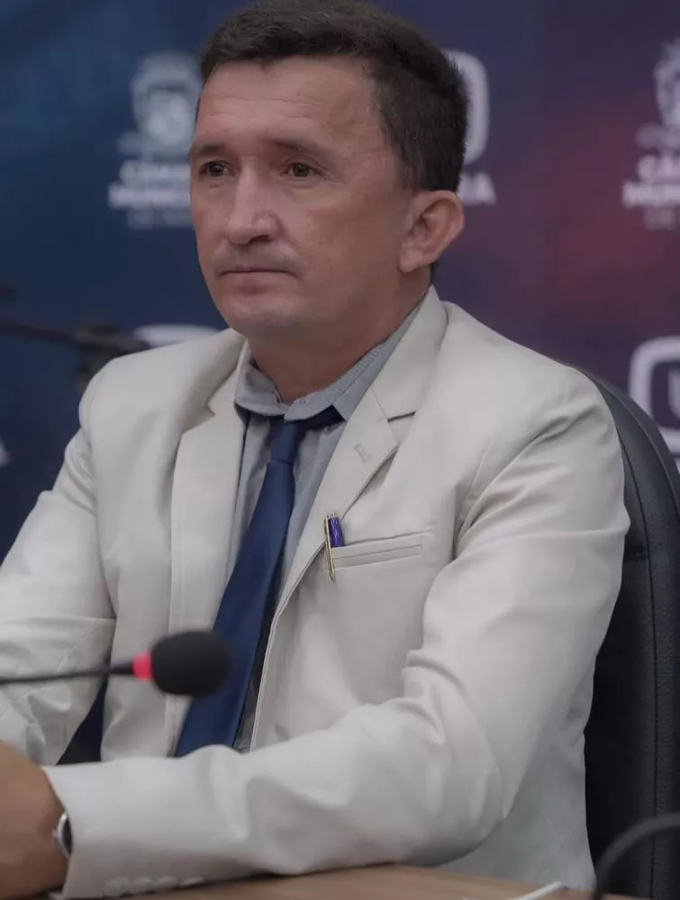 Vereador Galeguinho da Van cobra retorno de agentes de saúde em áreas descobertas de Patos