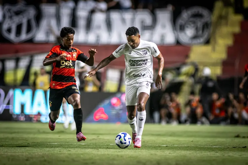 Com gols no fim, Sport e Ceará empatam e estacionam no Brasileirão