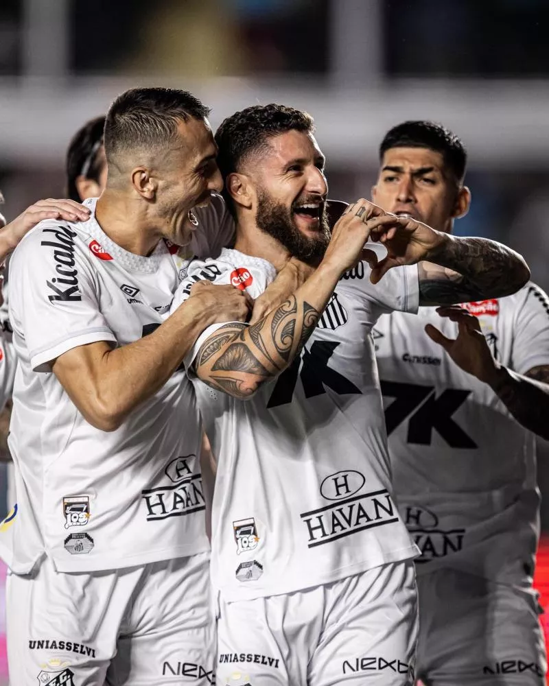 Santos faz melhor jogo com Vojvoda, 'amassa' Corinthians no primeiro tempo e abre vantagem para o Z-4 no Brasileirão