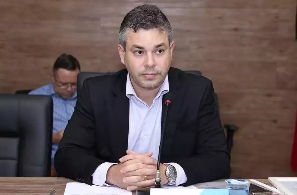 TRE-PB cassa mandatos do prefeito, vice e vereador de Cabedelo, na PB, e torna ex-prefeito inelegível