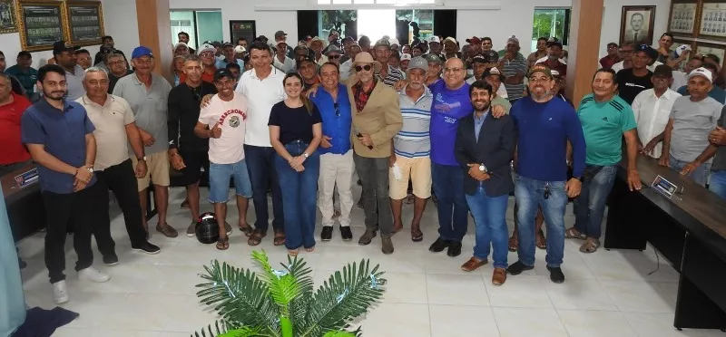 Novembro Azul: Prefeitura de Santa Terezinha promove palestra e realiza 100 atendimentos de urologia para homens