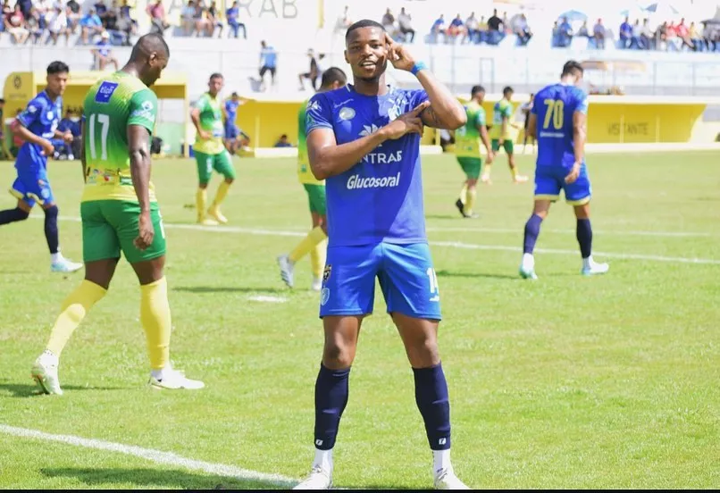 De volta! Nacional de Patos anuncia retorno do atacante Felipe Araújo para a temporada 2026