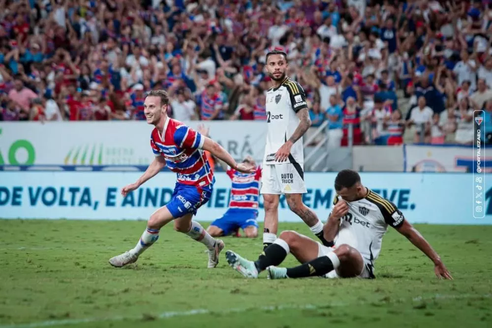 Fortaleza vence o Atlético-MG e segue vivo na luta contra o rebaixamento