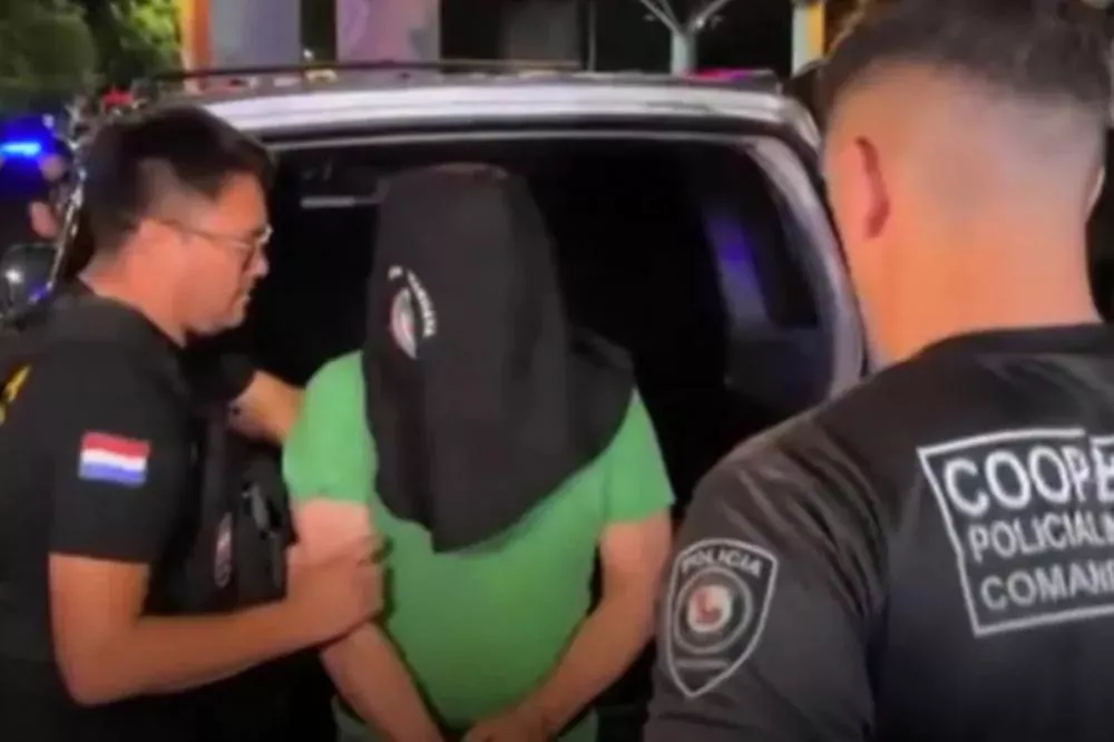 Paraguai entrega Silvinei Vasques à PF na fronteira com o Brasil