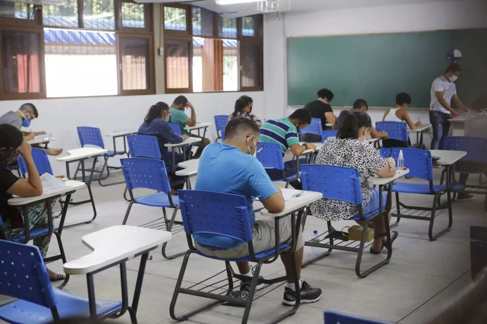 Aprovados em concurso da Educação da Paraíba cobram ampliação de convocações e citam excesso de temporários