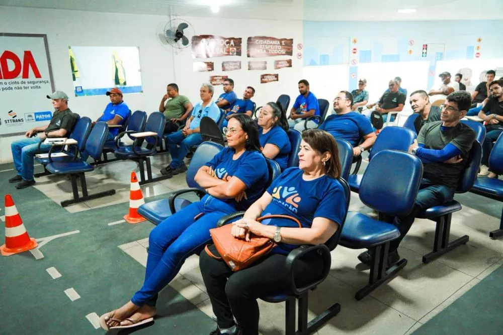 STTRANS promove curso de formação para motoristas e monitores escolares do município de Patos
