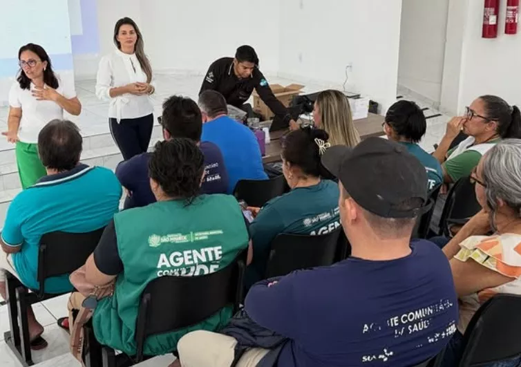 Secretaria de Saúde de São Mamede realiza capacitação para agentes comunitários e entrega novos celulares tecnológicos