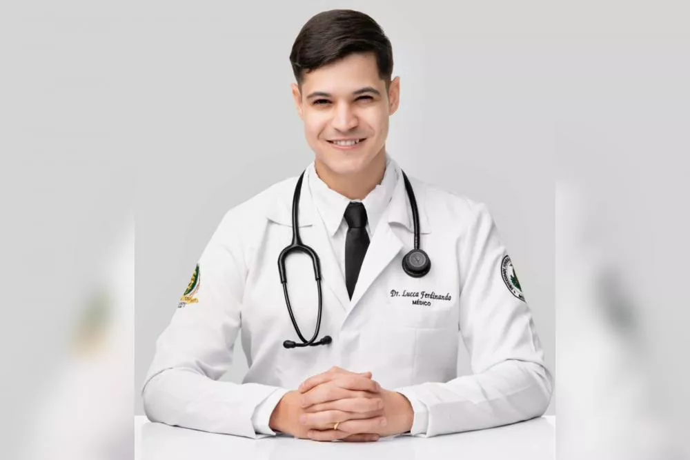 Médico patoense é aprovado em sete residências de Neurologia, incluindo USP e Unifesp