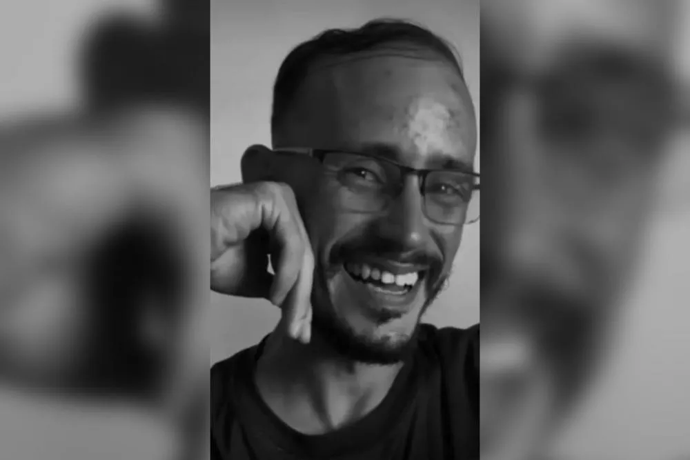 Familiares e amigos se despedem do patoense Isaac da Nóbrega Ferreira