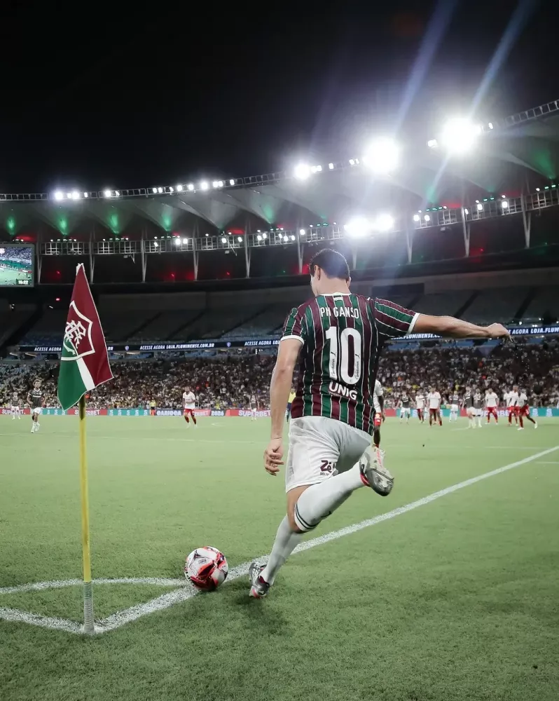 Savarino anota golaço, Fluminense vence Bangu e enfrenta Vasco na semifinal do Carioca