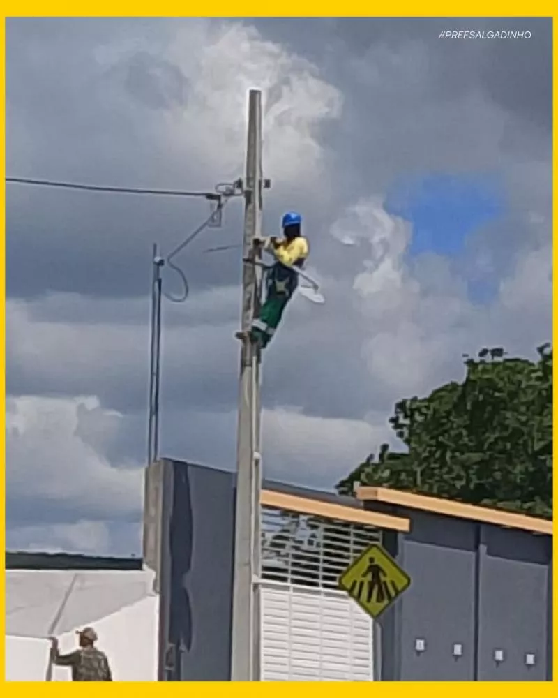 Prefeitura de Salgadinho realiza manutenção na iluminação pública do Distrito São José da Batalha