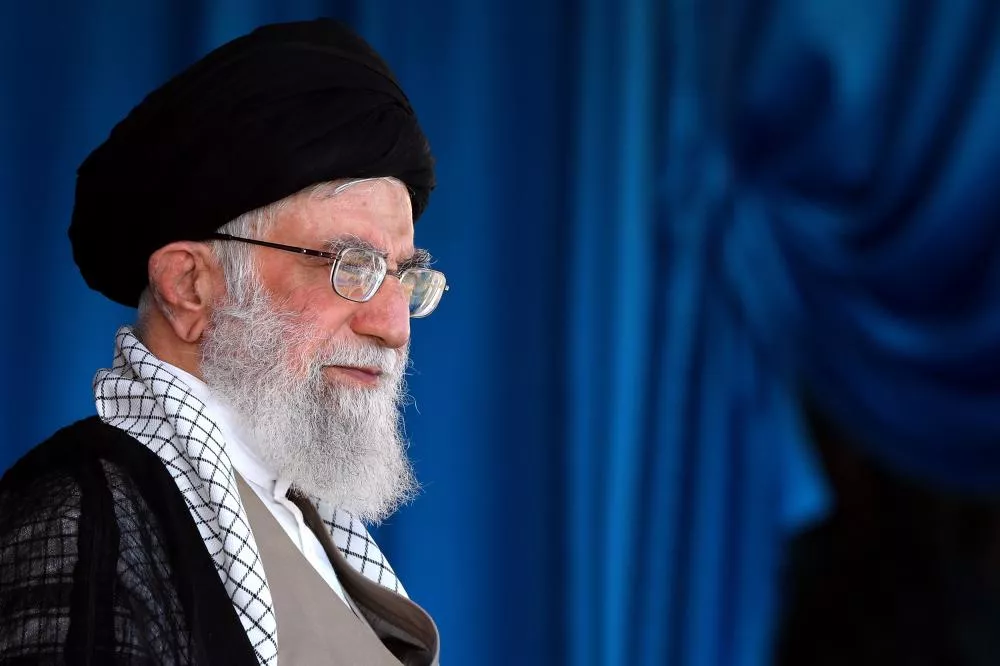 Mídia iraniana confirma morte de Ali Khamenei após ataque dos EUA