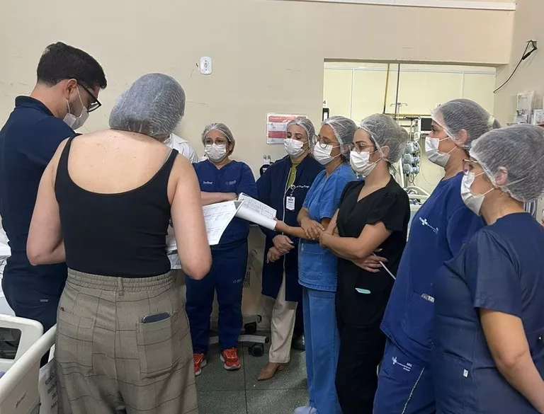 Hemodinâmica do Complexo Hospitalar Regional de Patos implanta ferramenta Huddle para reforçar segurança do paciente na UTI Cardiológica