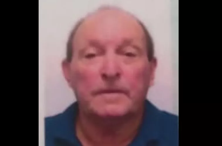 Caminhoneiro é encontrado morto dentro de veículo em posto às margens da PB-420, no Sertão