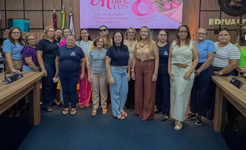 Câmara de Patos homenageia mulheres da Casa Juvenal Lúcio de Sousa pelo Dia Internacional da Mulher