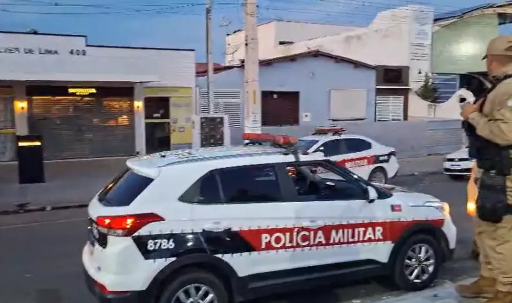 Homem morre após ser esfaqueado dentro de casa no Sertão da Paraíba