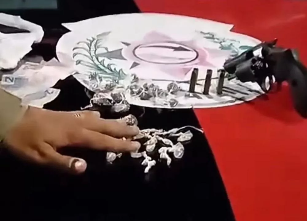 Suspeito atira contra policiais durante perseguição e é preso com arma e drogas no Vale do Piancó