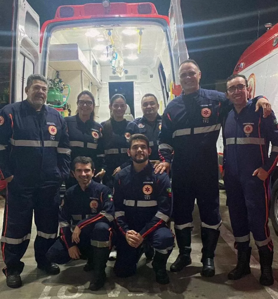 Equipes do SAMU revertem parada cardíaca de idoso em Patos