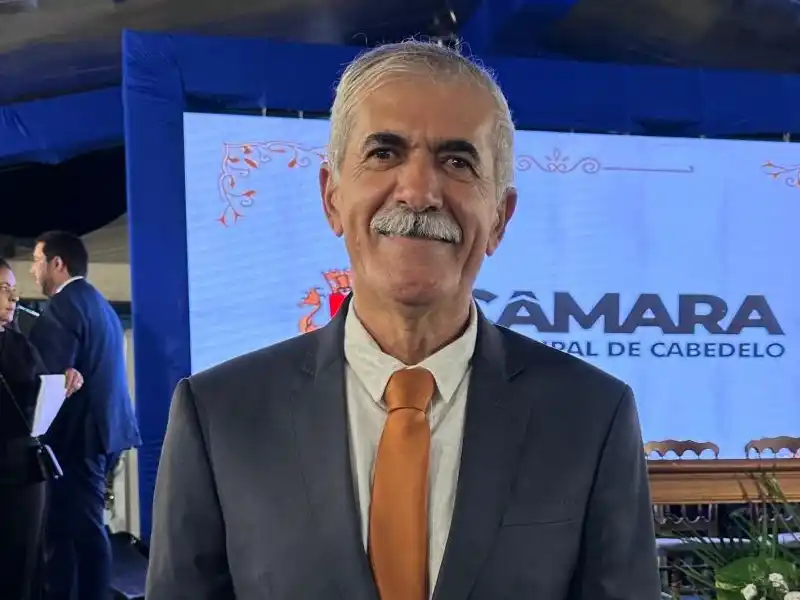 Prefeito interino de Cabedelo exonera servidores citados em investigação sobre ligação com facção criminosa