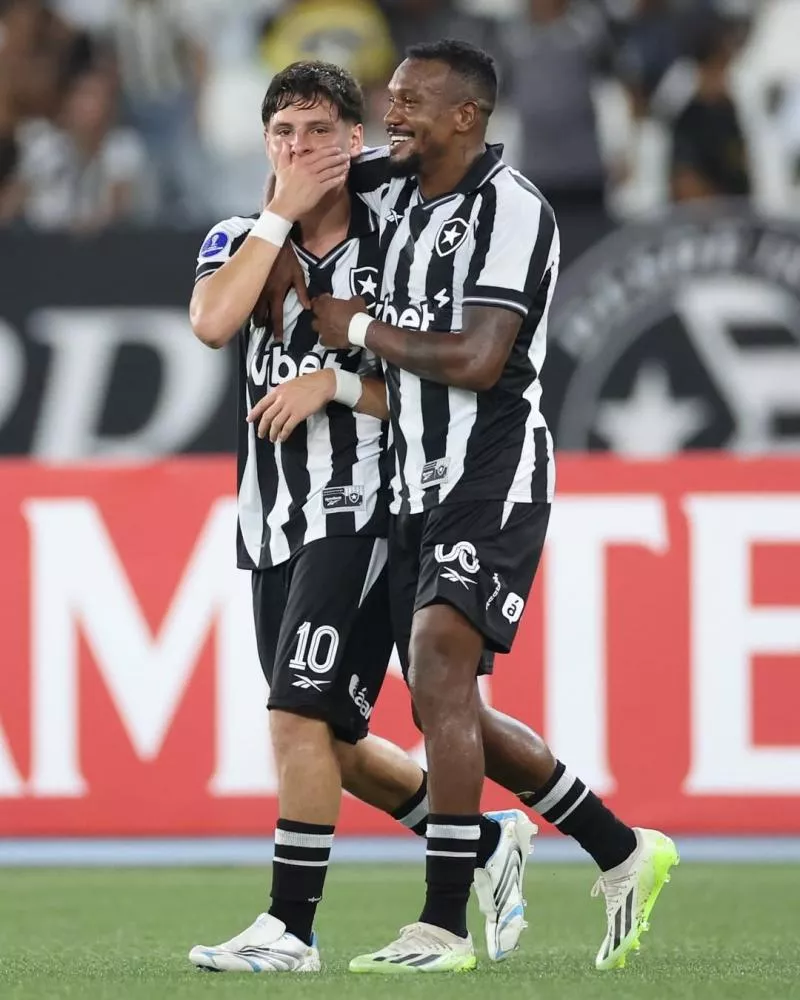 Botafogo vence Independiente Petrolero, mantém liderança na Sul-Americana e chega ao nono jogo de invencibilidade
