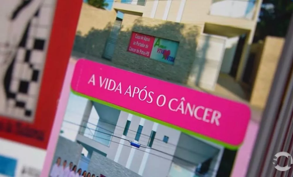 Gerúsia Delfino lança livro sobre superação do câncer e emociona público em Patos