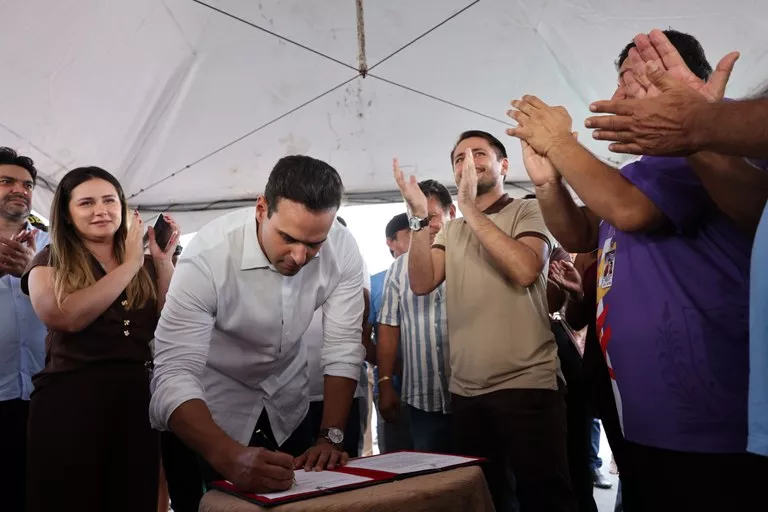 Governador Lucas Ribeiro visita os municípios de Cacimba de Areia e Quixaba e anuncia R$ 37,5 milhões em investimentos