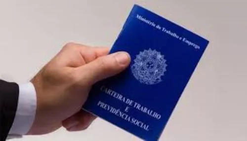 SINE abre semana com 450 vagas de emprego na Paraíba