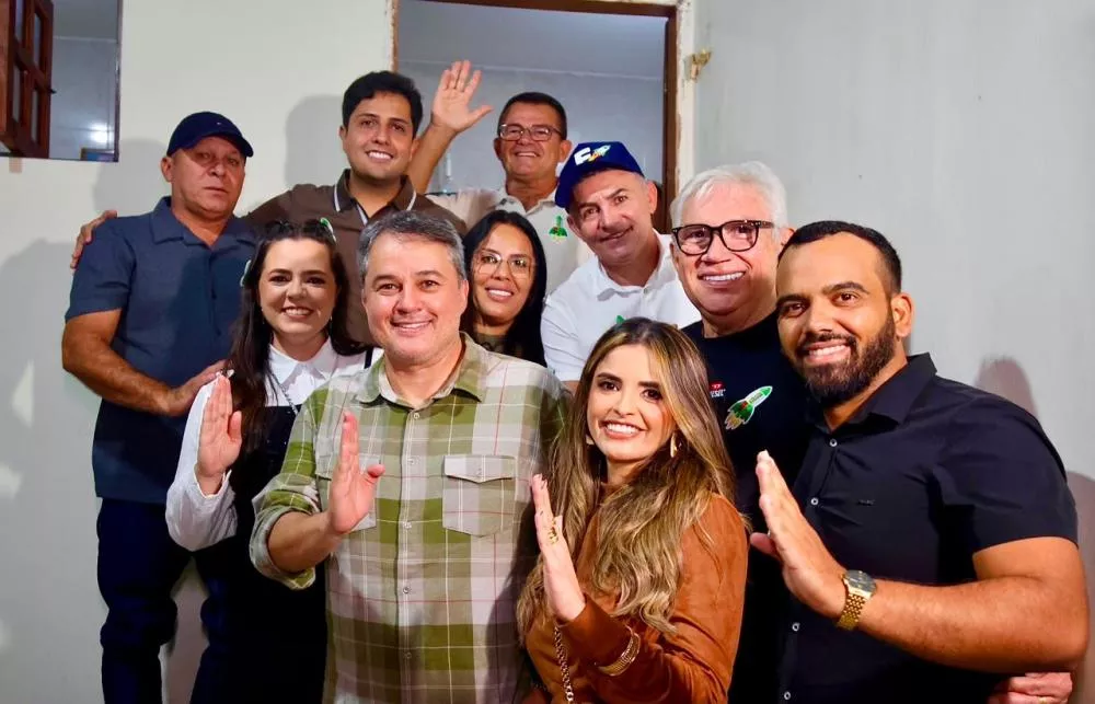 Efraim recebe apoio do prefeito Tota Guedes e de lideranças de Pedra Lavrada na disputa pelo Governo da Paraíba