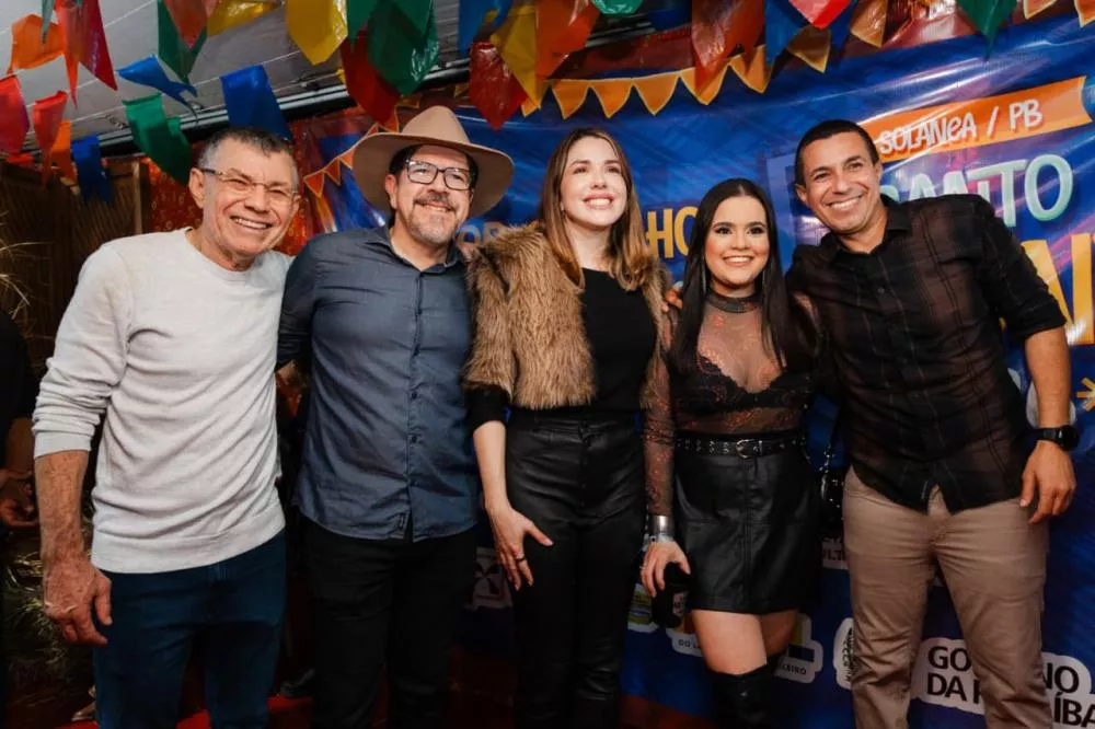 Olívia Motta prestigia tradicional Festa de Santo Antônio de Solânea e reforça importância do evento para o turismo regional