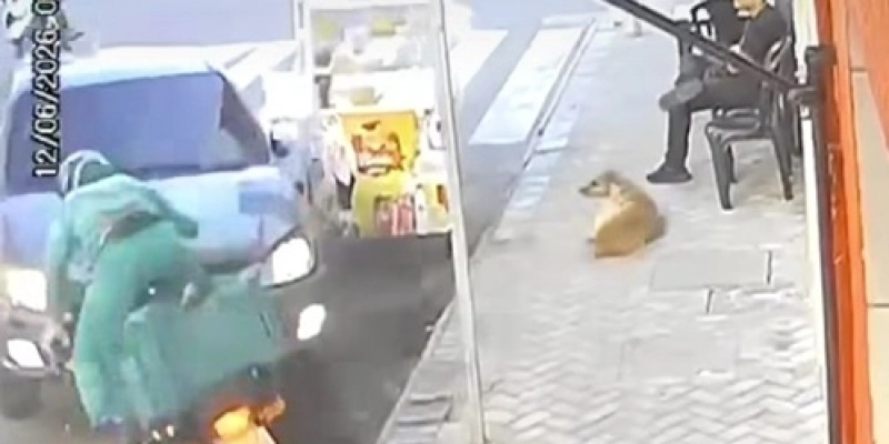 Motociclista é atingido por carro desgovernado em Itaporanga, no Vale do Piancó