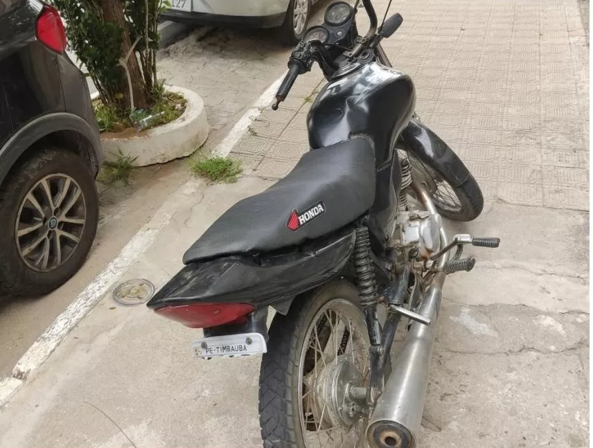 PM aborda motociclista e identifica indícios de adulteração veicular em Condado